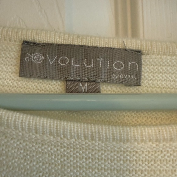 Elegant Colorblock Crew Neck Sweater - Picture 3 of 3